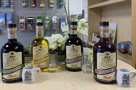 Rosche Schnaps 4 Sorten&nbsp;&copy;&nbsp;Tourist Information Meppen (TIM) e. V.