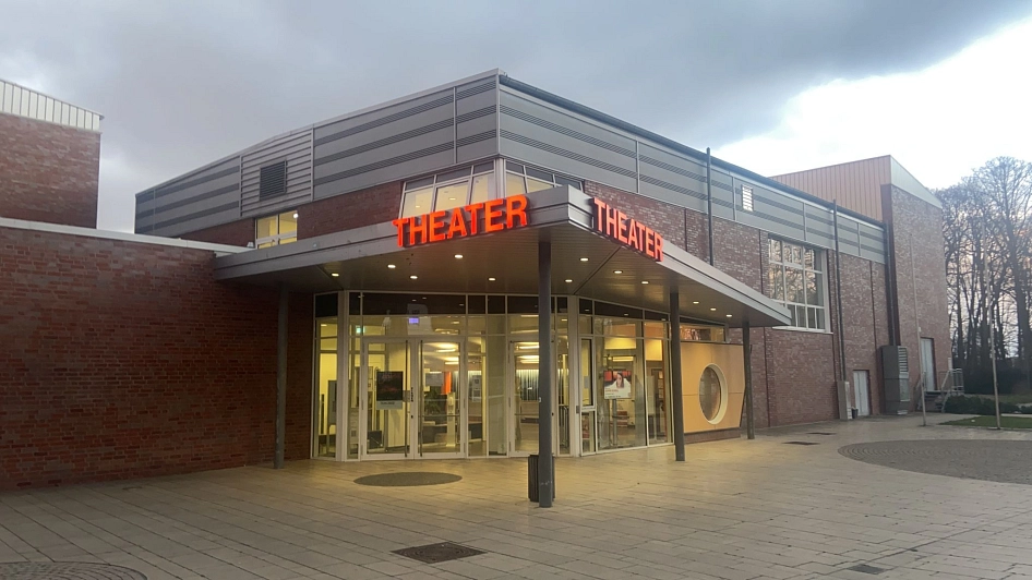Der Eingangsbereich des Meppener Theaters von außen. © Theatergemeinde Meppen e. V.